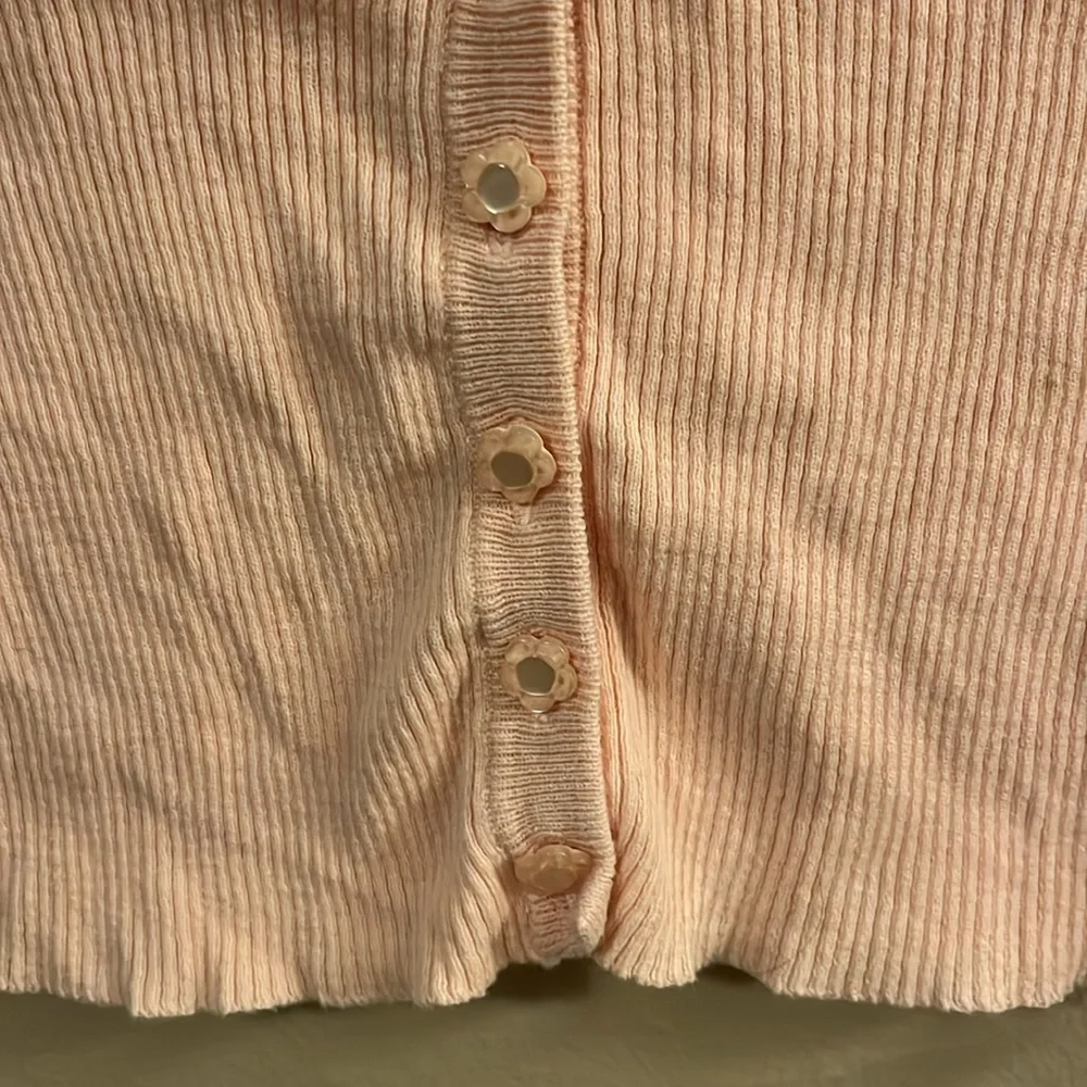 Forever 21 Pink Short Sleeve Flower Button Cardigan S - Picture 4 of 9